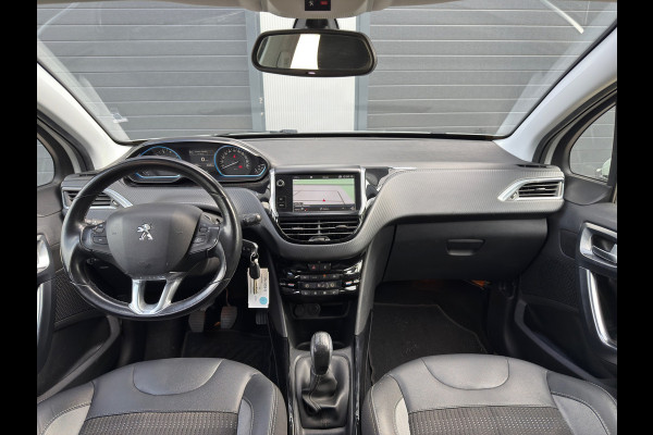 Peugeot 2008 1.2 Allure / Parelmoer / Navi / ACTIE !
