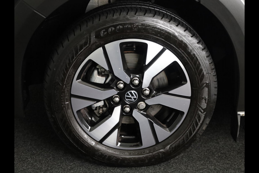 Volkswagen Transporter 2.0 TDI L2H1 30 4MOTION PanAmericana 170Pk Automaat DC Dubbele cabine | Verlangde garantie | Lederen bekleding | Trekhaak | Navigatie |