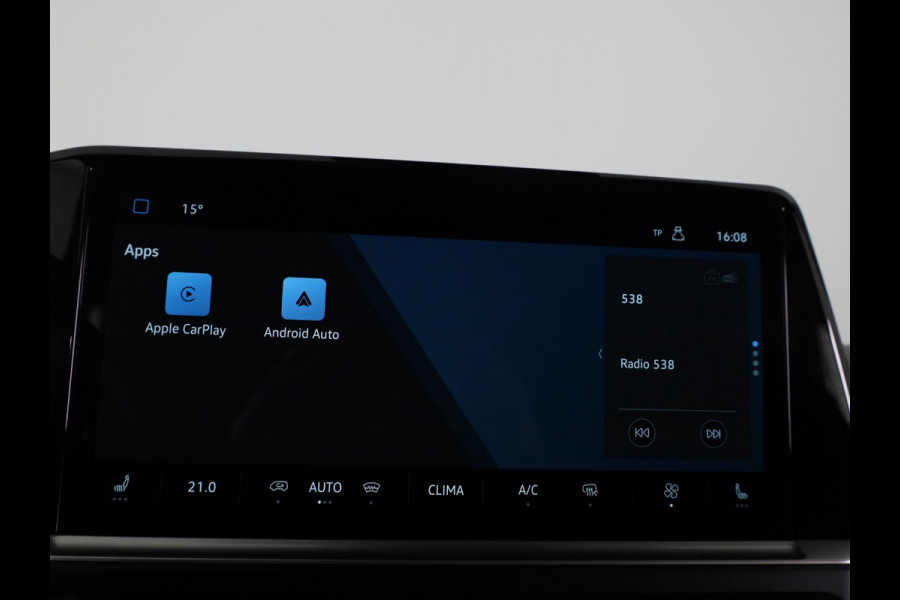 Volkswagen Transporter 2.0 TDI L2H1 30 4MOTION PanAmericana 170Pk Automaat DC Dubbele cabine | Verlangde garantie | Lederen bekleding | Trekhaak | Navigatie |