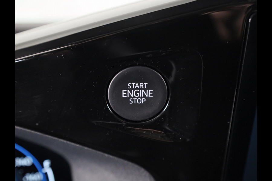 Volkswagen Transporter 2.0 TDI L2H1 30 4MOTION PanAmericana 170Pk Automaat DC Dubbele cabine | Verlangde garantie | Lederen bekleding | Trekhaak | Navigatie |