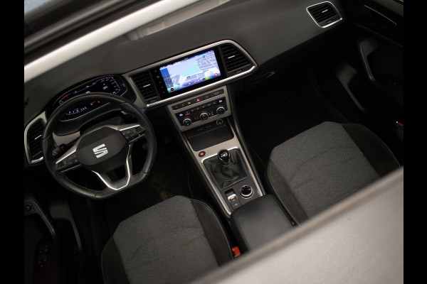 Seat Ateca 1.5 TSI Xperience Business Intense Sport (PANORAMADAK,APPLE CARPLAY,NAVI,CAMERA,DIGITALE COCKPIT,STOELVERWARMING,PDC)