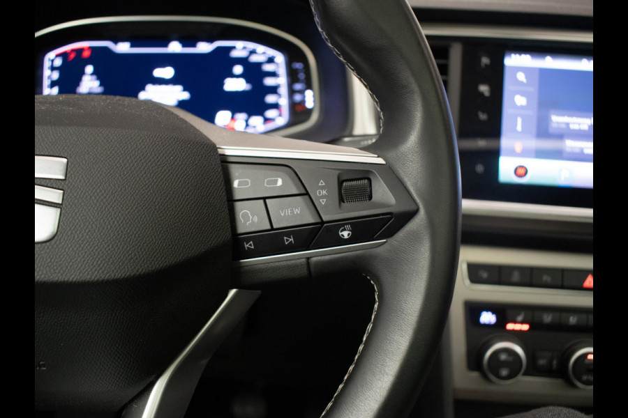 Seat Ateca 1.5 TSI Xperience Business Intense Sport (PANORAMADAK,APPLE CARPLAY,NAVI,CAMERA,DIGITALE COCKPIT,STOELVERWARMING,PDC)