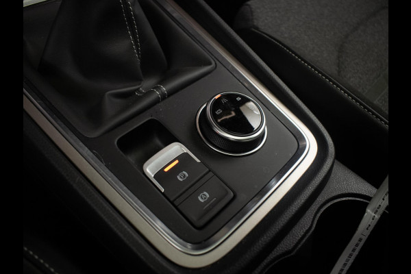 Seat Ateca 1.5 TSI Xperience Business Intense Sport (PANORAMADAK,APPLE CARPLAY,NAVI,CAMERA,DIGITALE COCKPIT,STOELVERWARMING,PDC)