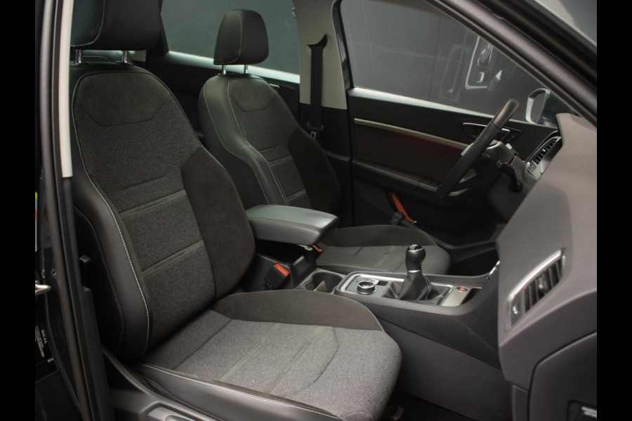 Seat Ateca 1.5 TSI Xperience Business Intense Sport (PANORAMADAK,APPLE CARPLAY,NAVI,CAMERA,DIGITALE COCKPIT,STOELVERWARMING,PDC)