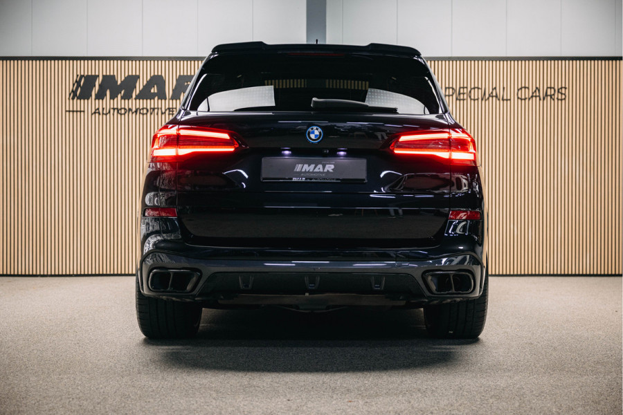 BMW X5 xDrive45e High Executive | Pano | Trekhaak | Luchtvering | M-Stoelen | Stoelverwarming |