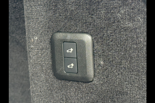 Land Rover Range Rover Sport P400e Autobiography Dynamic / BTW / Luchtvering / 360 Camera / Schuifdak / Black / ACTIE !