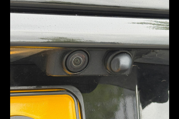 Land Rover Range Rover Sport P400e Autobiography Dynamic / BTW / Luchtvering / 360 Camera / Schuifdak / Black / ACTIE !