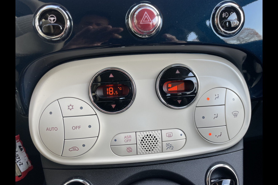 Fiat 500 1.0 Hybrid Airco - Cruise control - Parkeersensoren achter - Open dak - Bluetooth - Navigatiesysteem - Mistlampen voor - Stuur multifunctioneel - Elektrische ramen voor - Stuur leder - Licht metalen vel