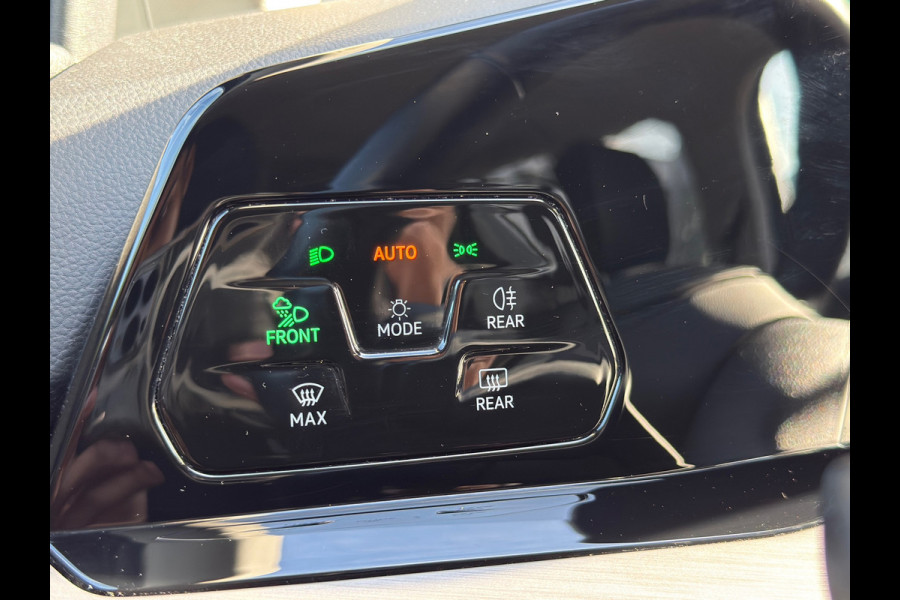 Volkswagen Golf 1.5 TSI Style / Nardo Grey / ACTIE !