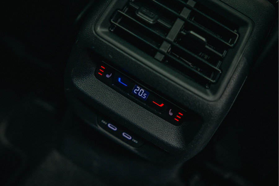 Volkswagen Tiguan 1.5 eTSI R-Line Business | Harman/Kardon | BTW | Pano | Stoelmassage | Trekhaak |