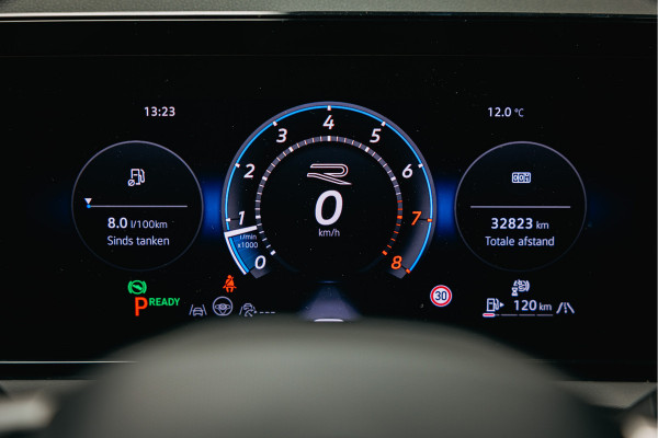 Volkswagen Tiguan 1.5 eTSI R-Line Business | Harman/Kardon | BTW | Pano | Stoelmassage | Trekhaak |