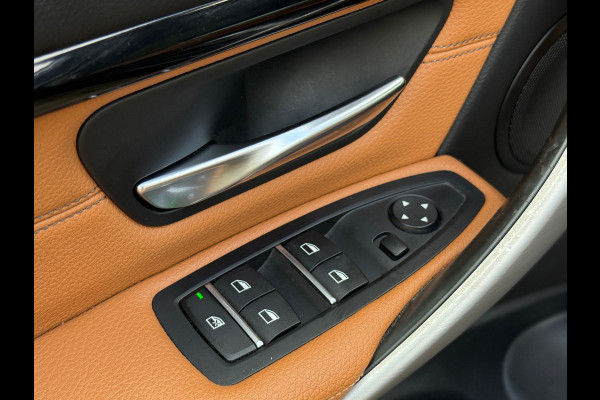 BMW 3 Serie Touring 318i M Sport| Schuifdak / Carplay / ACTIE