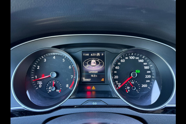 Volkswagen Passat Variant 1.8 TSI Business Edition R / ACTIE