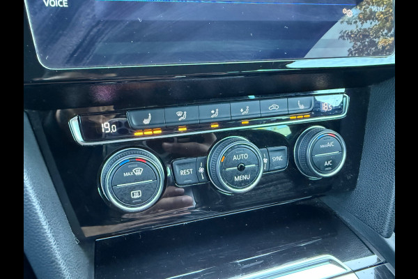 Volkswagen Passat Variant 1.8 TSI Business Edition R / ACTIE