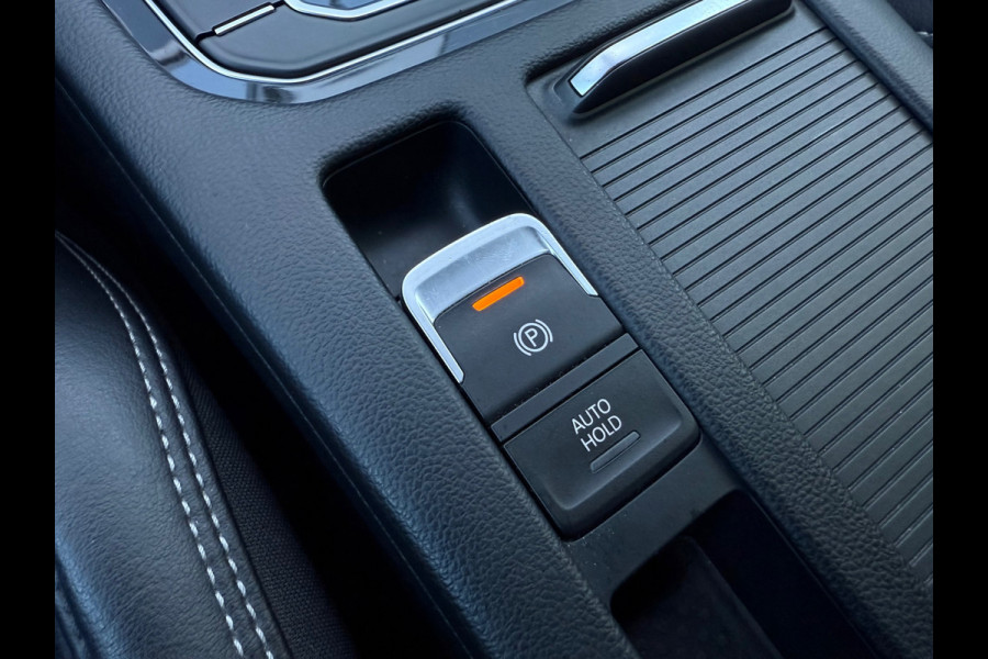 Volkswagen Passat Variant 1.8 TSI Business Edition R / ACTIE