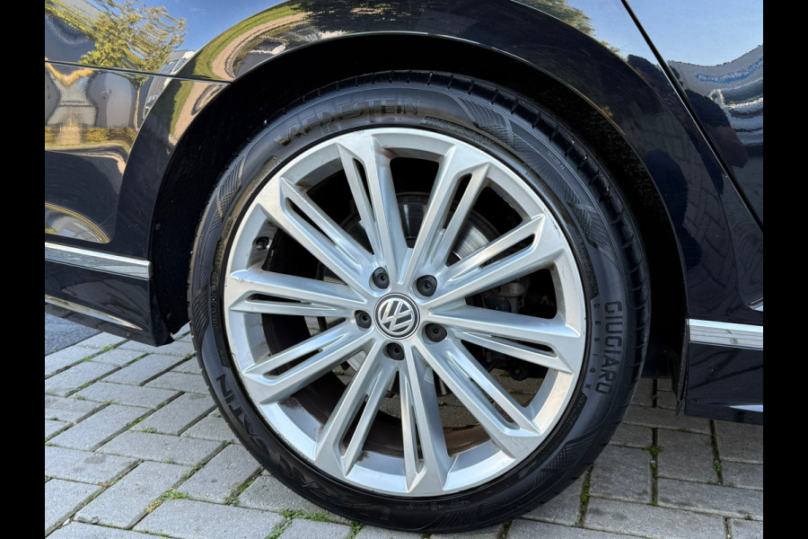 Volkswagen Passat Variant 1.8 TSI Business Edition R / ACTIE