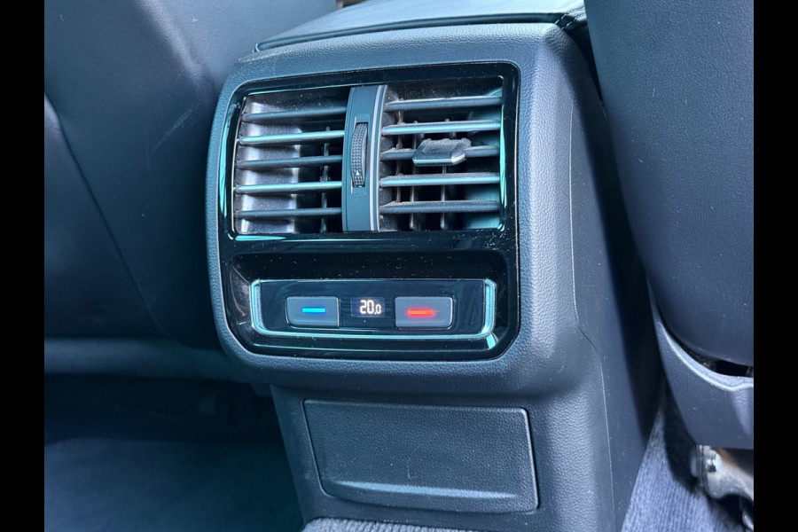 Volkswagen Passat Variant 1.8 TSI Business Edition R / ACTIE