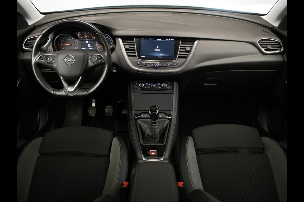Opel Grandland X 1.2 Turbo Business Executive Sport (PANORAMADAK,APPLE CARPLAY,NAVI,STOEL/STUURVERWARMING,CAMERA,BLACK PACK,PDC)