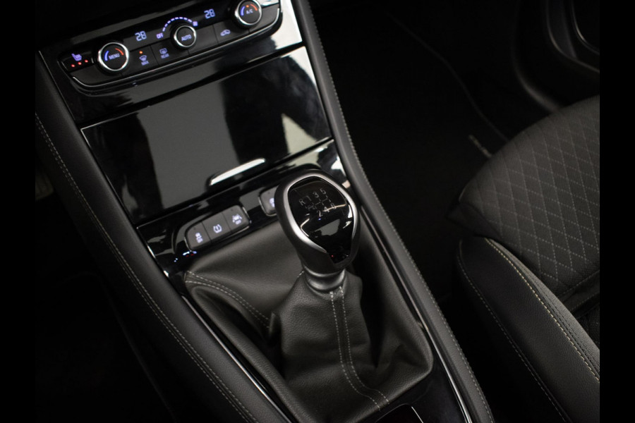 Opel Grandland X 1.2 Turbo Business Executive Sport (PANORAMADAK,APPLE CARPLAY,NAVI,STOEL/STUURVERWARMING,CAMERA,BLACK PACK,PDC)