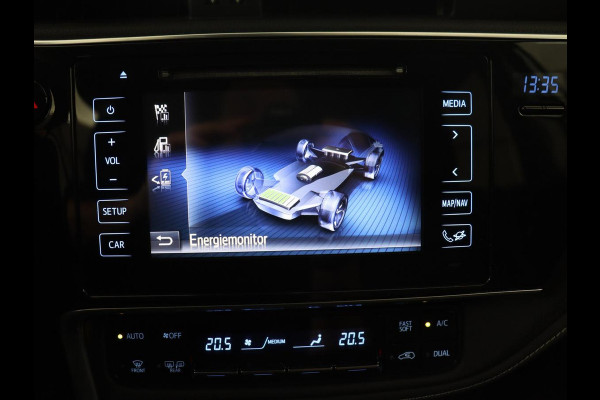 Toyota Auris 1.8 Hybrid Executive | Stoelverwarming | Trekhaak | Leder/Alcantara | Navigatie | Full LED | Park Assist | Climate control | Cruise control | Keyless | Regensensor