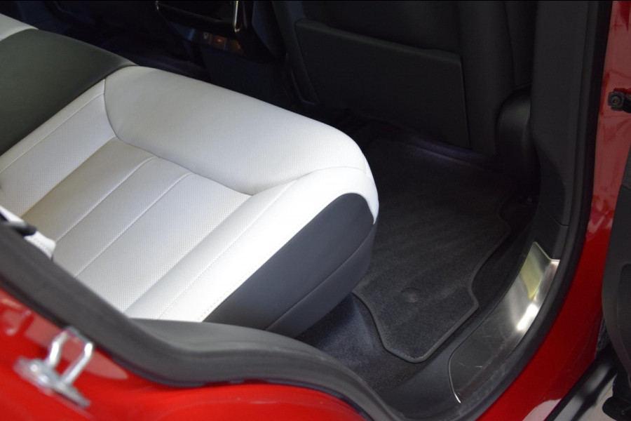 Land Rover Range Rover Sport 3.0 P440e Dynamic SE Navi|Two Tone|Firenze Red|Panoramadak|Org.NL|BTW|23 Inch|Dealer onderhouden