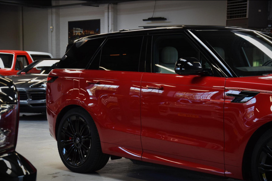 Land Rover Range Rover Sport 3.0 P440e Dynamic SE Navi|Two Tone|Firenze Red|Panoramadak|Org.NL|BTW|23 Inch|Dealer onderhouden