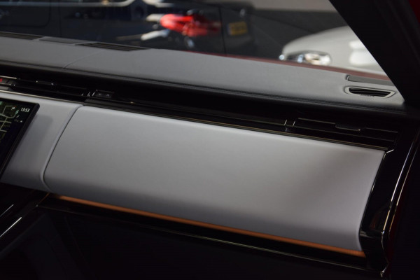 Land Rover Range Rover Sport 3.0 P440e Dynamic SE Navi|Two Tone|Firenze Red|Panoramadak|Org.NL|BTW|23 Inch|Dealer onderhouden