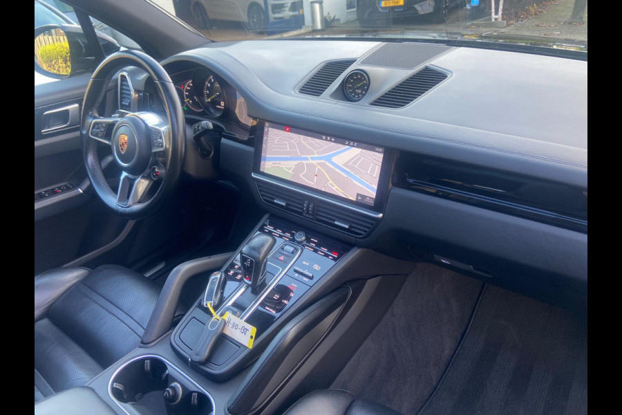 Porsche Cayenne 3.0E GTS-SEATS/SPORT-DESIGN/PANO/MATRIX/22INCH
