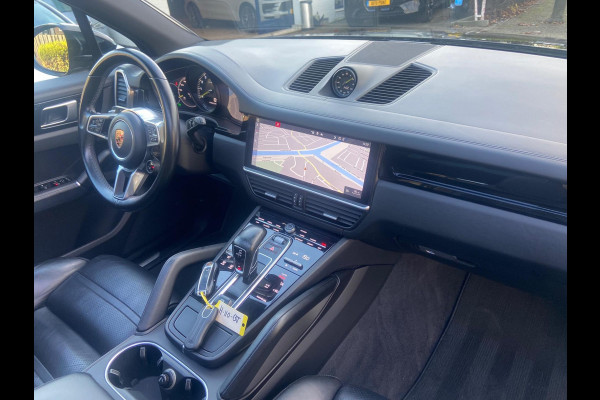 Porsche Cayenne 3.0E GTS-SEATS/SPORT-DESIGN/PANO/MATRIX/22INCH
