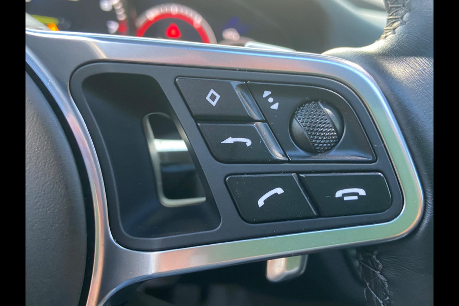 Porsche Cayenne 3.0E GTS-SEATS/SPORT-DESIGN/PANO/MATRIX/22INCH