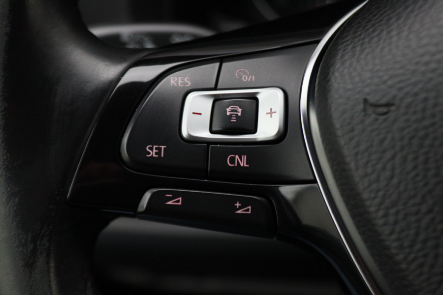 Volkswagen Transporter 2.0 TDI L2H1 Highline Marge!