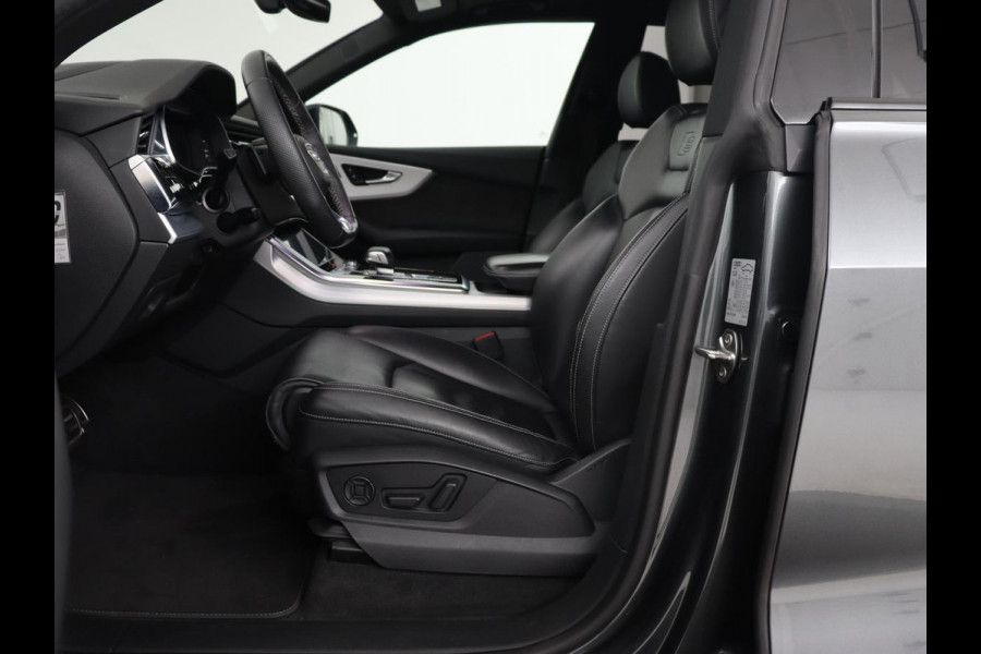 Audi Q8 50 TDI quattro Pro Line S | Panoramadak | Nappaleder | Head-Up | Adaptive cruise | Bang & Olufsen | Matrix LED | 360 Camera | Trekhaak | Stuurverwarming | Side Assist | Keyless | Memory Carplay | Soft-close
