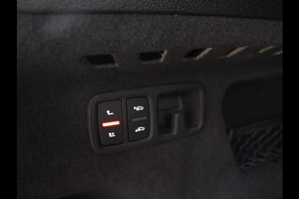 Audi Q8 50 TDI quattro Pro Line S | Panoramadak | Nappaleder | Head-Up | Adaptive cruise | Bang & Olufsen | Matrix LED | 360 Camera | Trekhaak | Stuurverwarming | Side Assist | Keyless | Memory Carplay | Soft-close