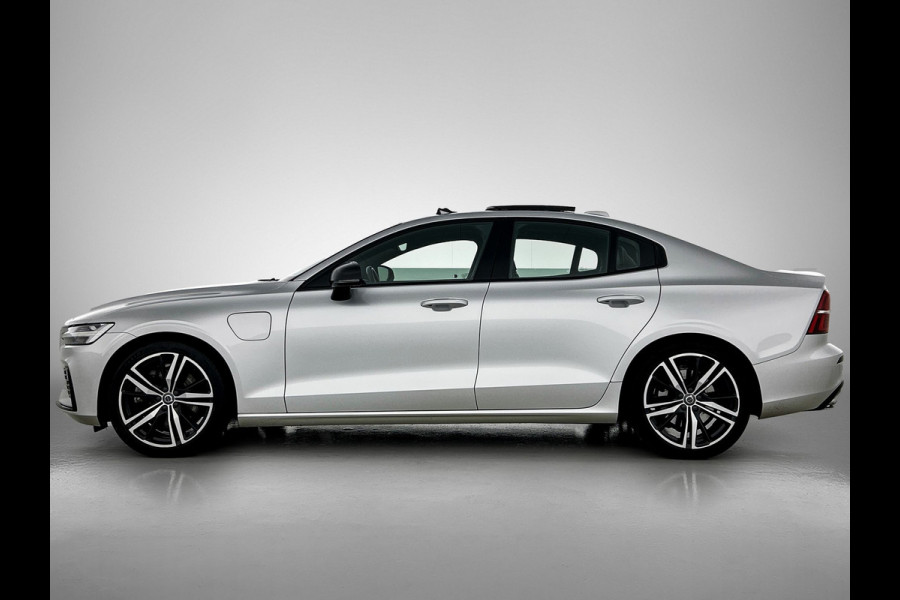 Volvo S60 2.0 T6 AWD Hybride R-Design 340PK / Navi / Cruise-adap / Harman Kardon / Lederen Int / Panorama schuifdak / Trekhaak / Carplay / Apk 04-2026