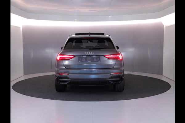 Audi Q3 45 TFSI e S edition 245 pk S-tronic | Navigatie | Panoramadak | Parkeersensoren | Achteruitrijcamera | Stoelverwarming | S-Line |