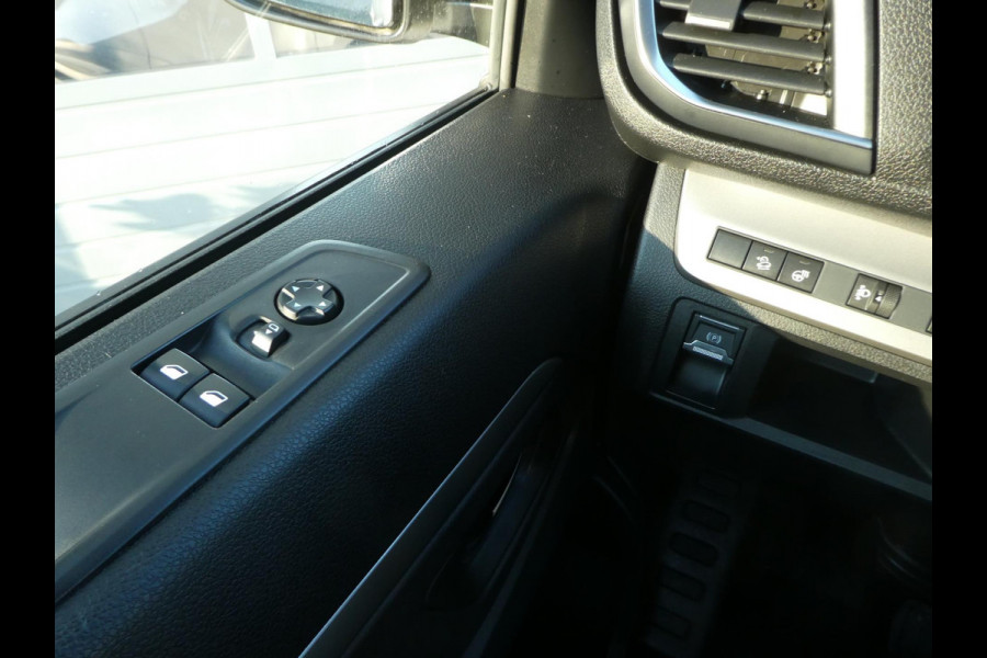 Opel Vivaro 2.0, 180pk, Automaat, L3, Navigatie, PCD, 3-Zits.