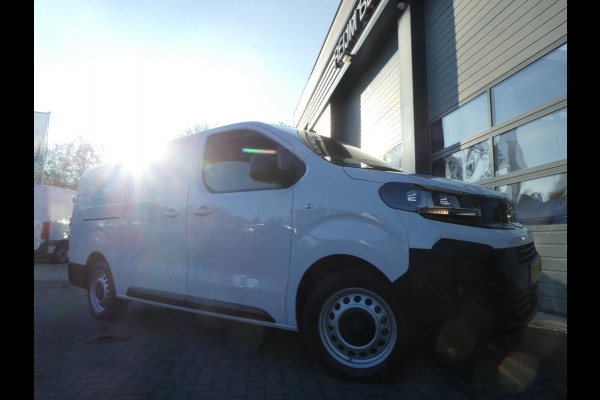 Opel Vivaro 2.0, 180pk, Automaat, L3, Navigatie, PCD, 3-Zits.