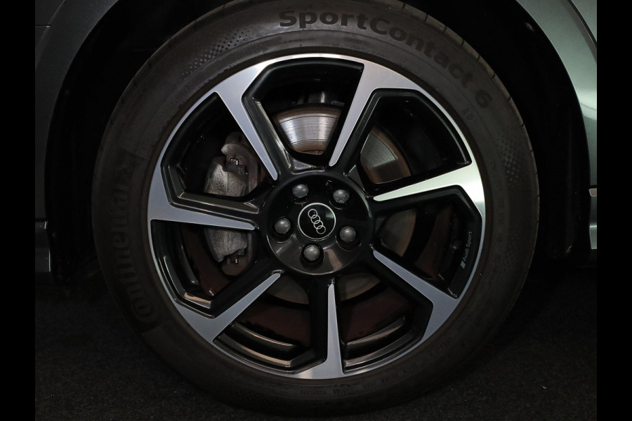 Audi Q3 45 TFSI e S edition 245 pk S-tronic | Navigatie | Panoramadak | Parkeersensoren | Achteruitrijcamera | Stoelverwarming | S-Line |