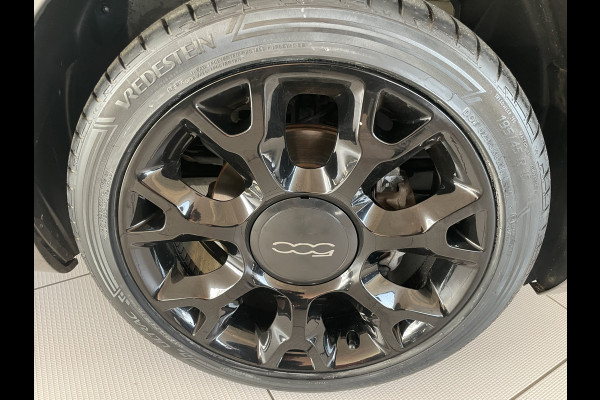 Fiat 500 1.0 Hybrid Airco - Cruise control - Open dak - Parkeersensoren achter - Mistlampen voor - Stuur leder - Stuur multifunctioneel - Bluetooth - Licht metalen velgen 15 inch