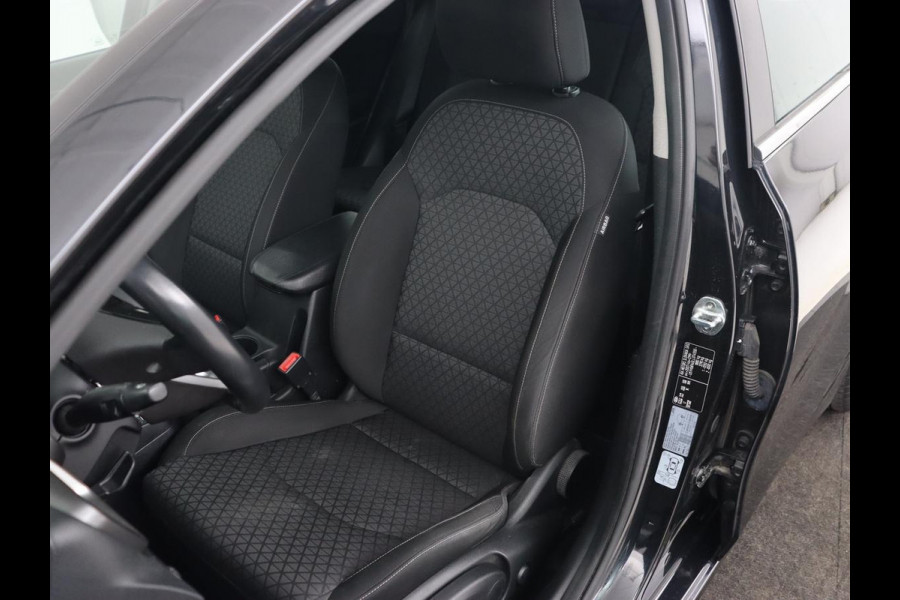 Kia Ceed 1.4 T-GDi DynamicLine | Automaat | Camera | Trekhaak | Carplay | Navigatie | Climate control | DAB | Cruise control | Parkeerhulp
