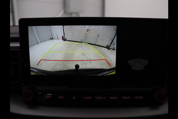 Kia Ceed 1.4 T-GDi DynamicLine | Automaat | Camera | Trekhaak | Carplay | Navigatie | Climate control | DAB | Cruise control | Parkeerhulp