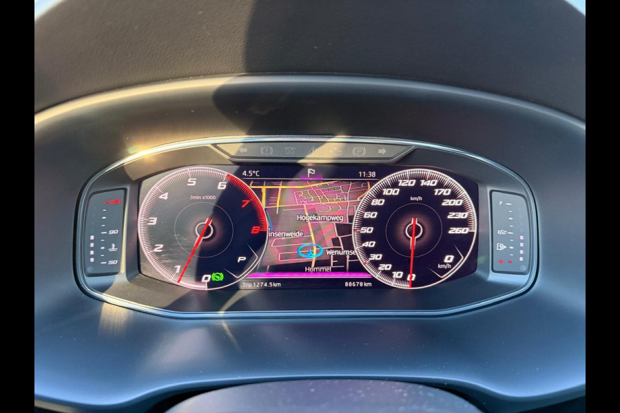 Seat Leon ST FR 2.0 TSI DSG Pano Beats KW V3 19'' Virtual Trekhaak