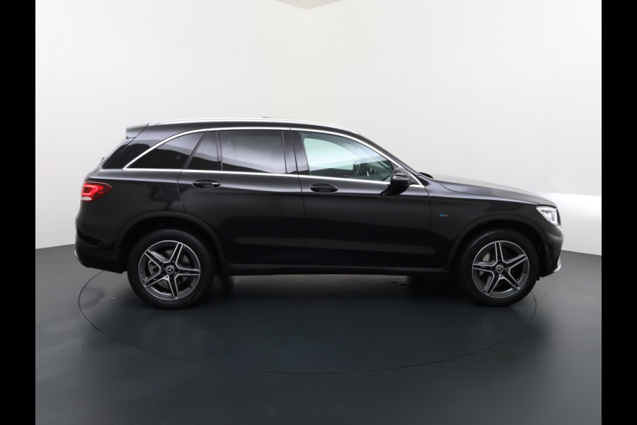 Mercedes-Benz GLC 300 e 4MATIC AMG line | Pano Trekhaak Multibeam