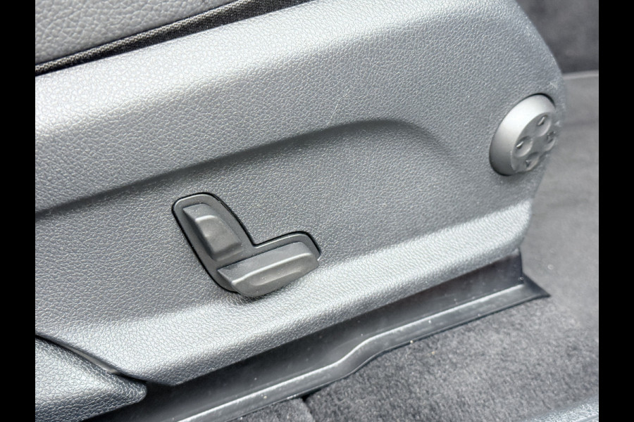 Mercedes-Benz GLC 300 e 4MATIC AMG line | Pano Trekhaak Multibeam