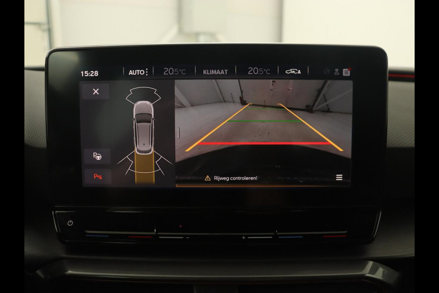 CUPRA Leon 1.4 eHybrid VZ | 245pk | Stuurverwarming | Camera | Adaptive cruise | Navigatie | Sportstoelen | Keyless | Full LED | PHEV | Plug In