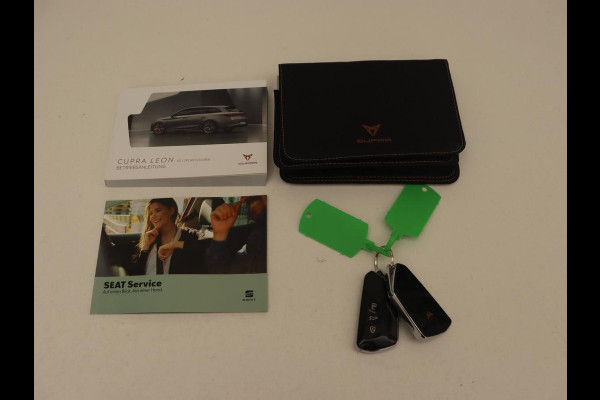 CUPRA Leon 1.4 eHybrid VZ | 245pk | Stuurverwarming | Camera | Adaptive cruise | Navigatie | Sportstoelen | Keyless | Full LED | PHEV | Plug In