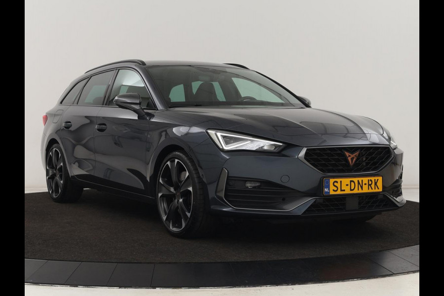 CUPRA Leon 1.4 eHybrid VZ | 245pk | Stuurverwarming | Camera | Adaptive cruise | Navigatie | Sportstoelen | Keyless | Full LED | PHEV | Plug In