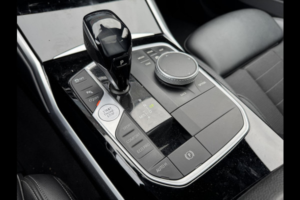 BMW 3 Serie Touring 320i Executive Edition | Panoramadak | DAB | Carplay | Navigatie | Elektrische Achterklep |