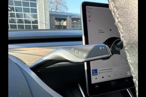 Tesla Model 3 Long Range AWD 75 kWh CLIMA / VOL LEDER / NAP / STOELVERWARMING