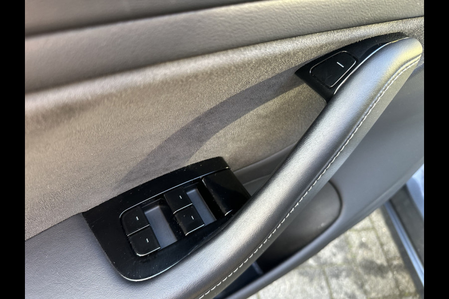Tesla Model 3 Long Range AWD 75 kWh CLIMA / VOL LEDER / NAP / STOELVERWARMING